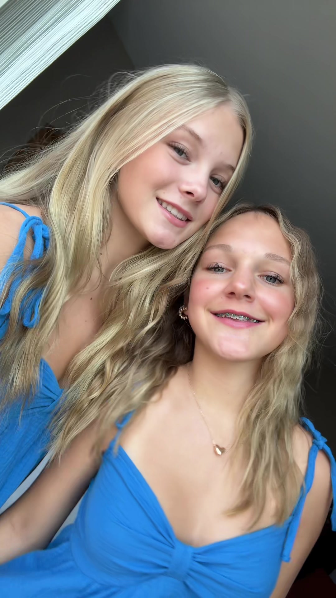 @ella