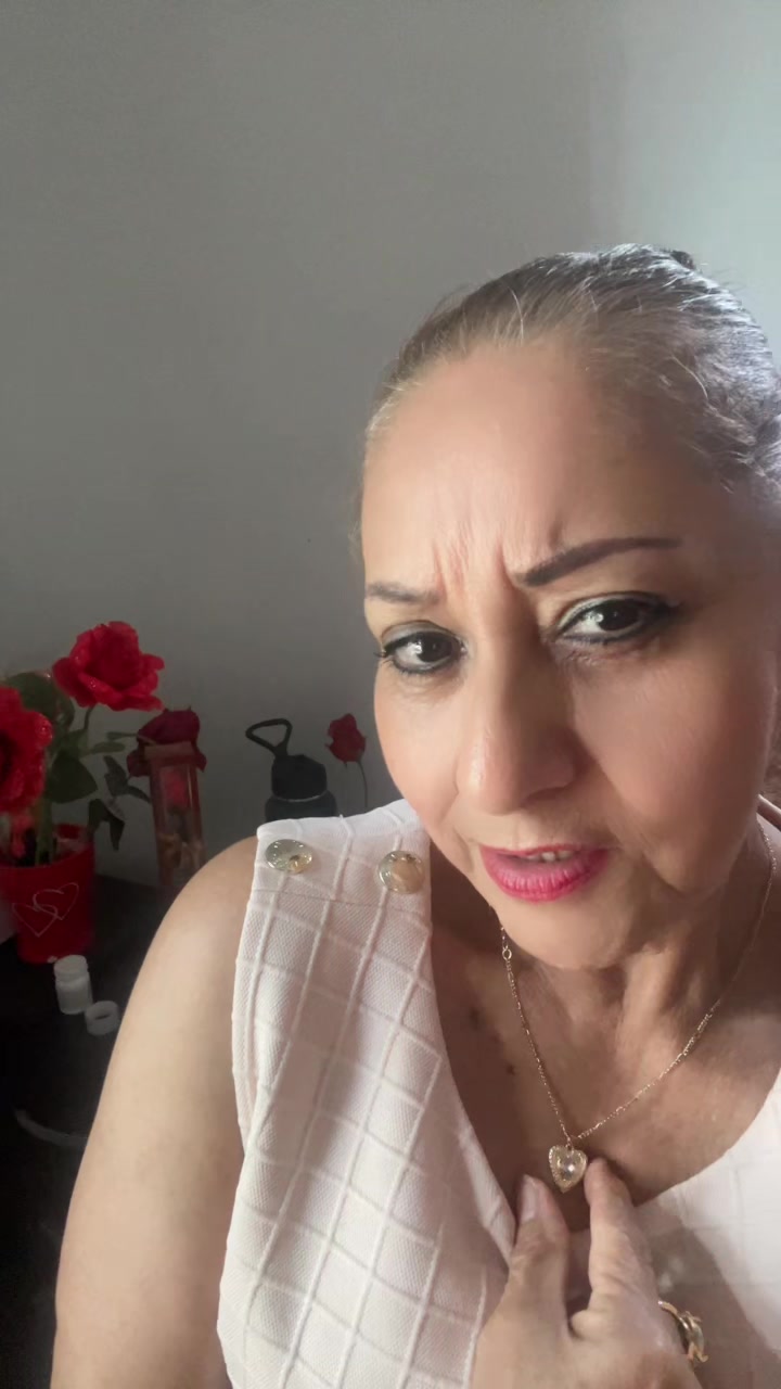 @elvia karime
