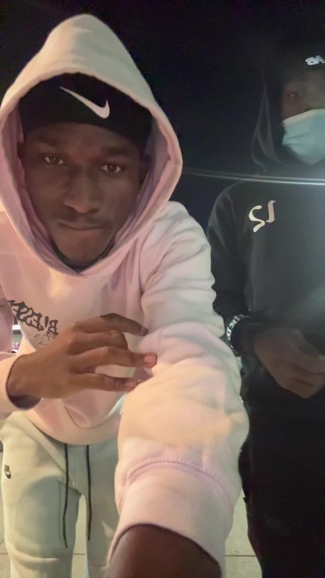 @Lil Vkb_zoe