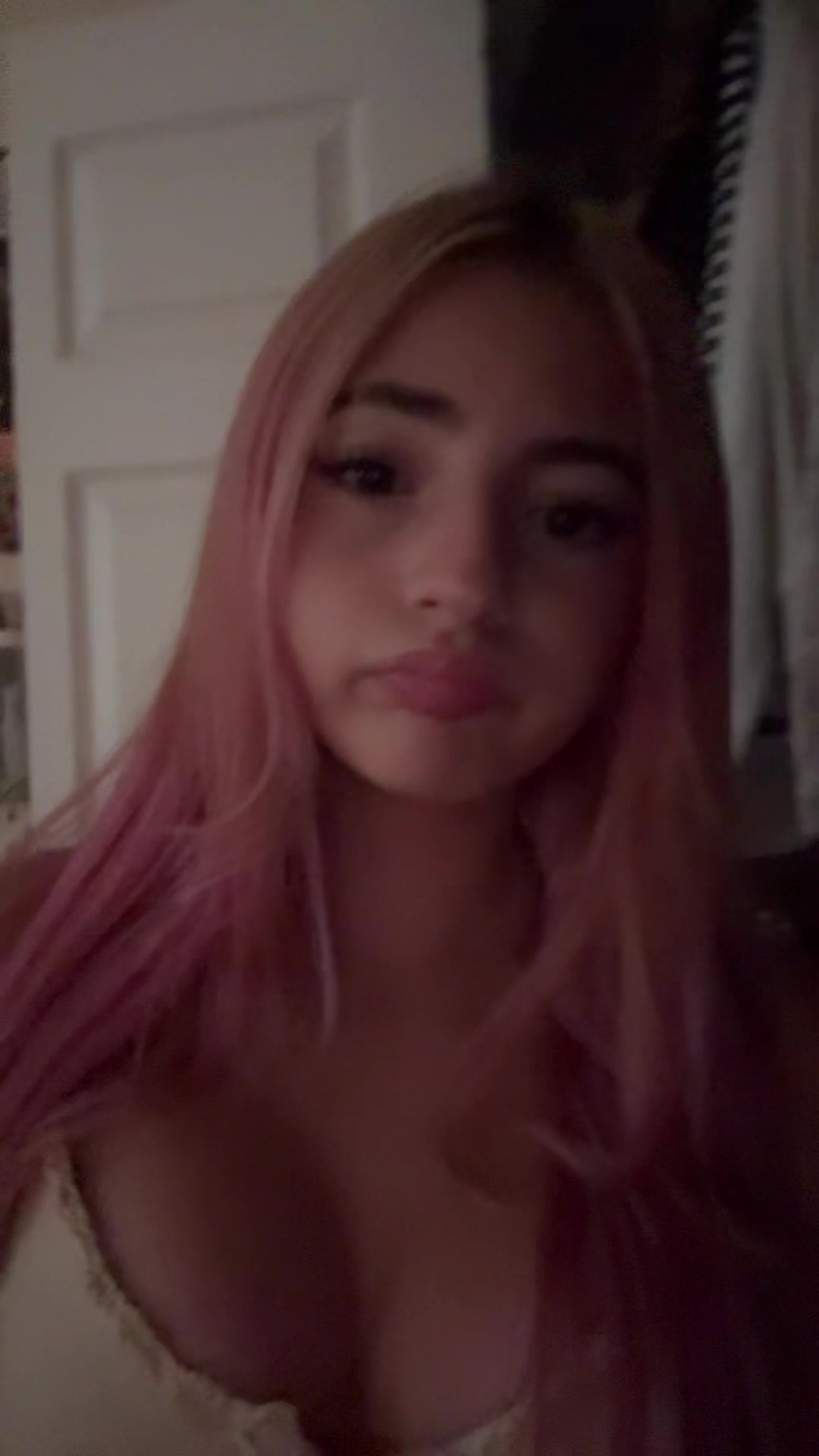 @khlo