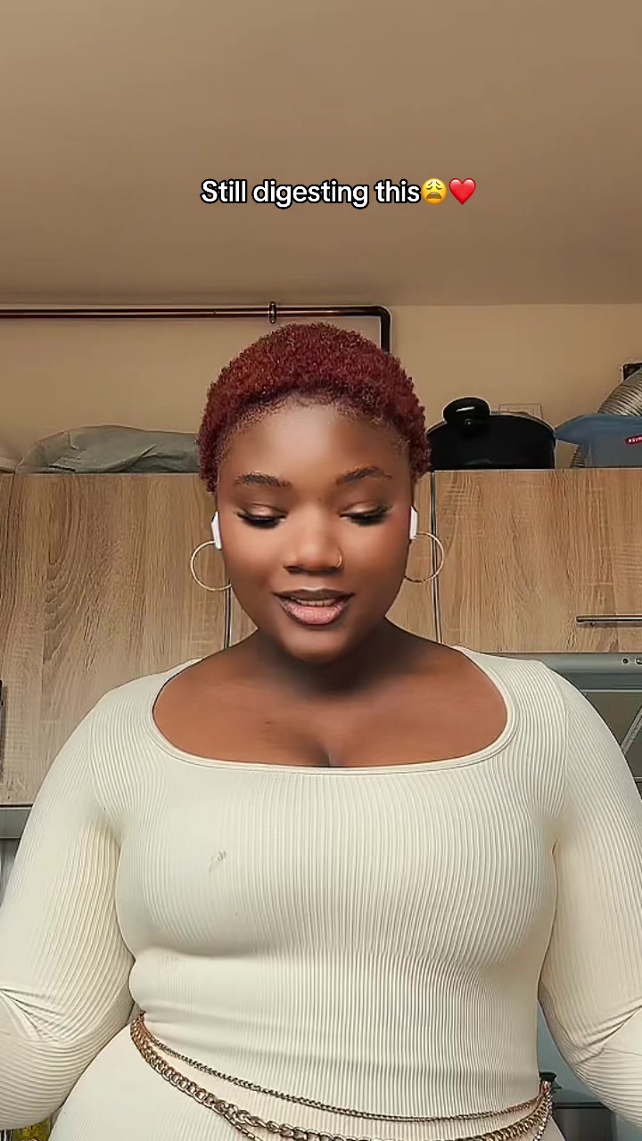 @𝒩ℴ𝓃𝓃𝓎 💋