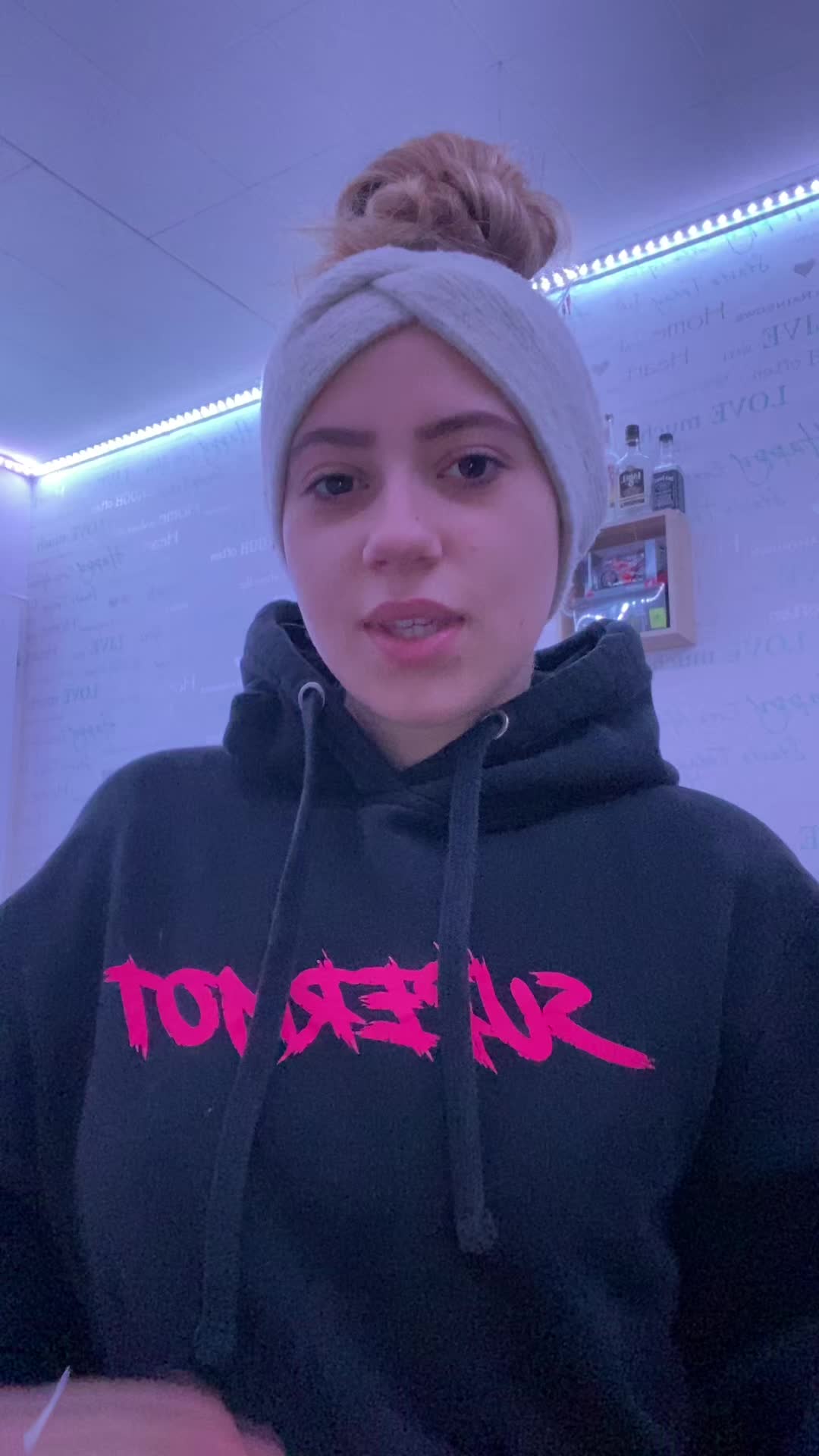 @Djamila