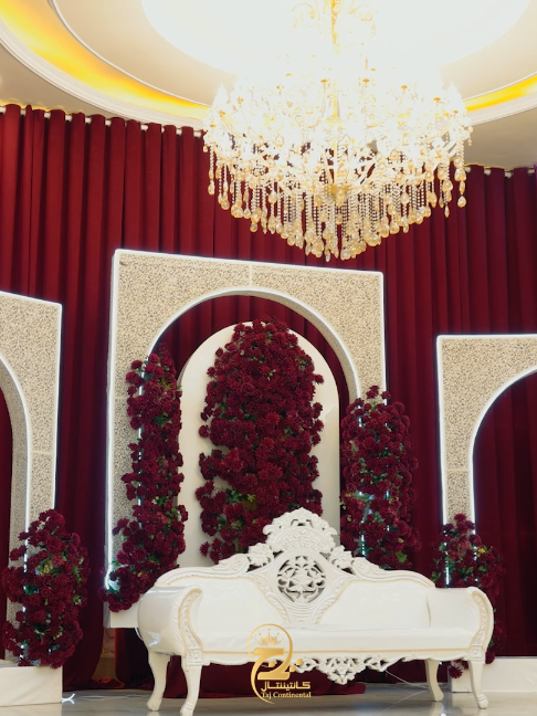 @Taj Continental