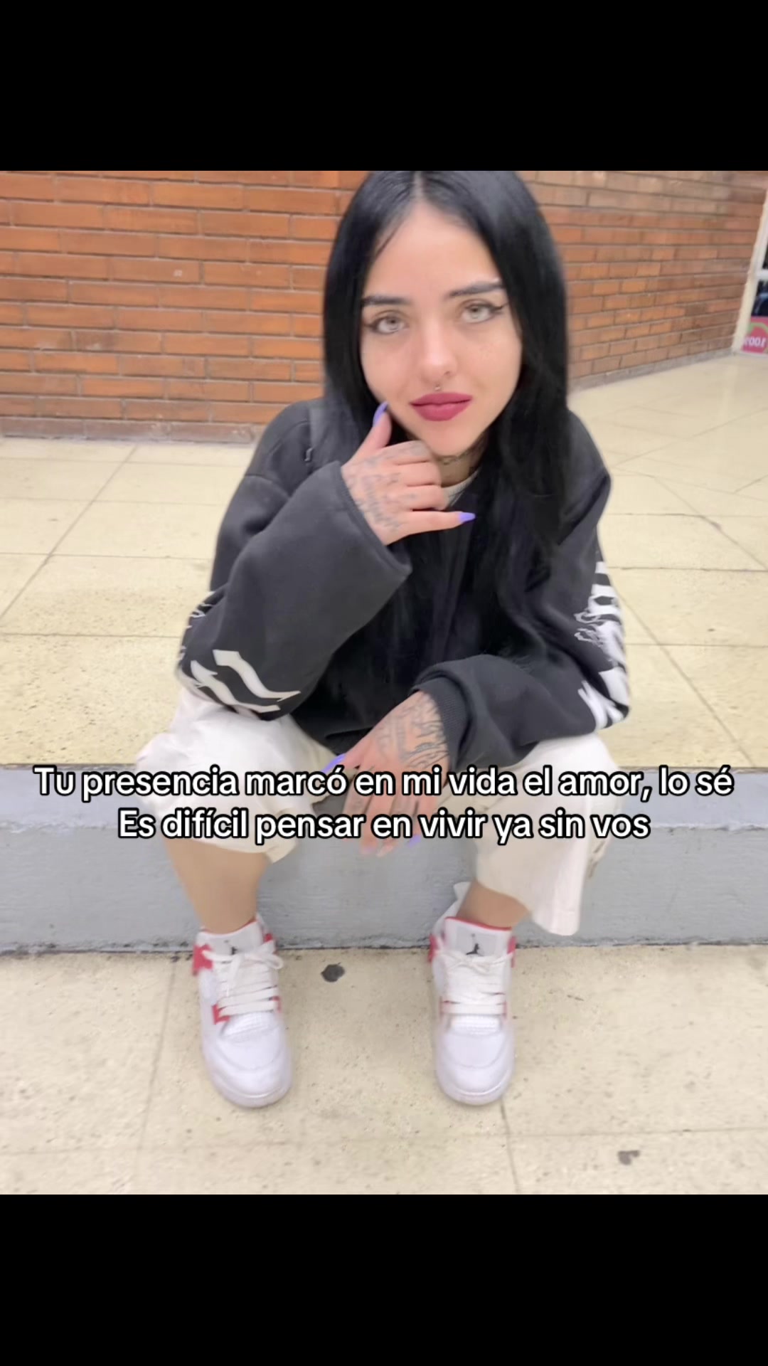 @𖥔 ˖✧˖ v i c k y  𖥔 ݁ ˖✧˖
