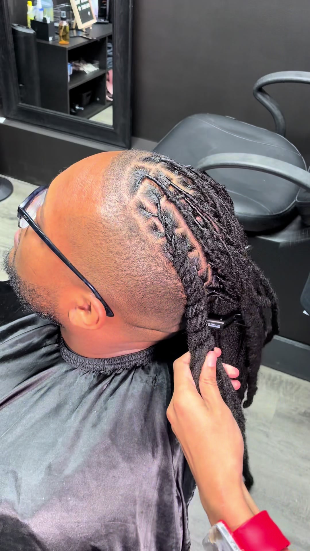 @RALEIGH LOCTICIAN 🖤🪄