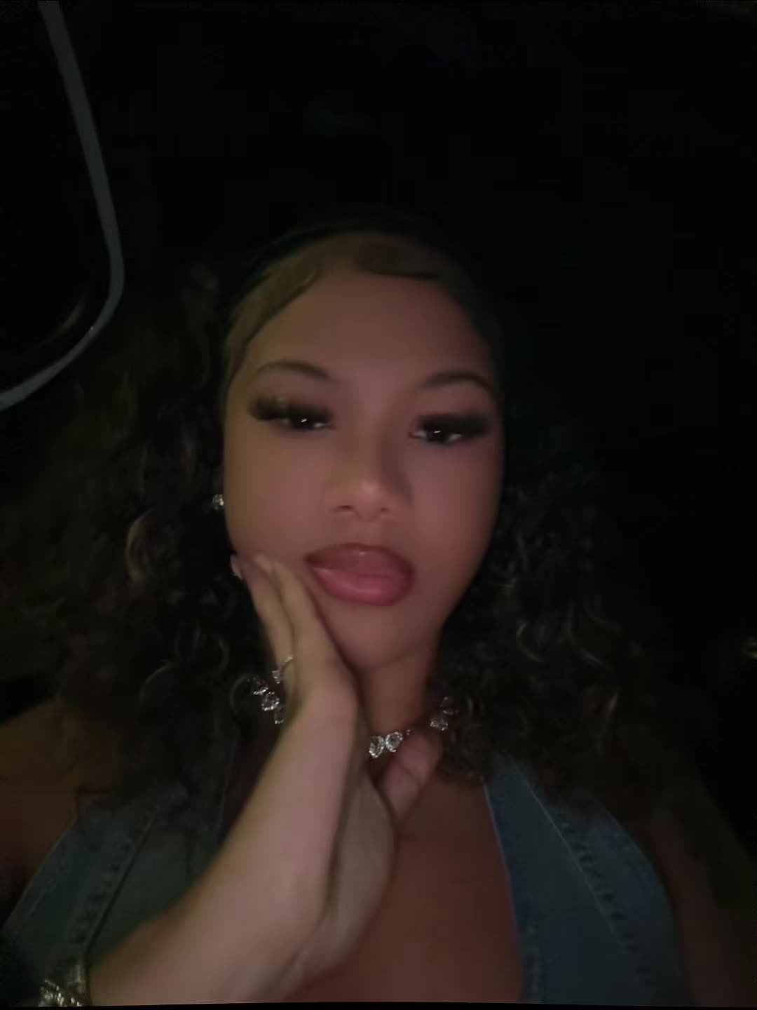 @🕵️♀️