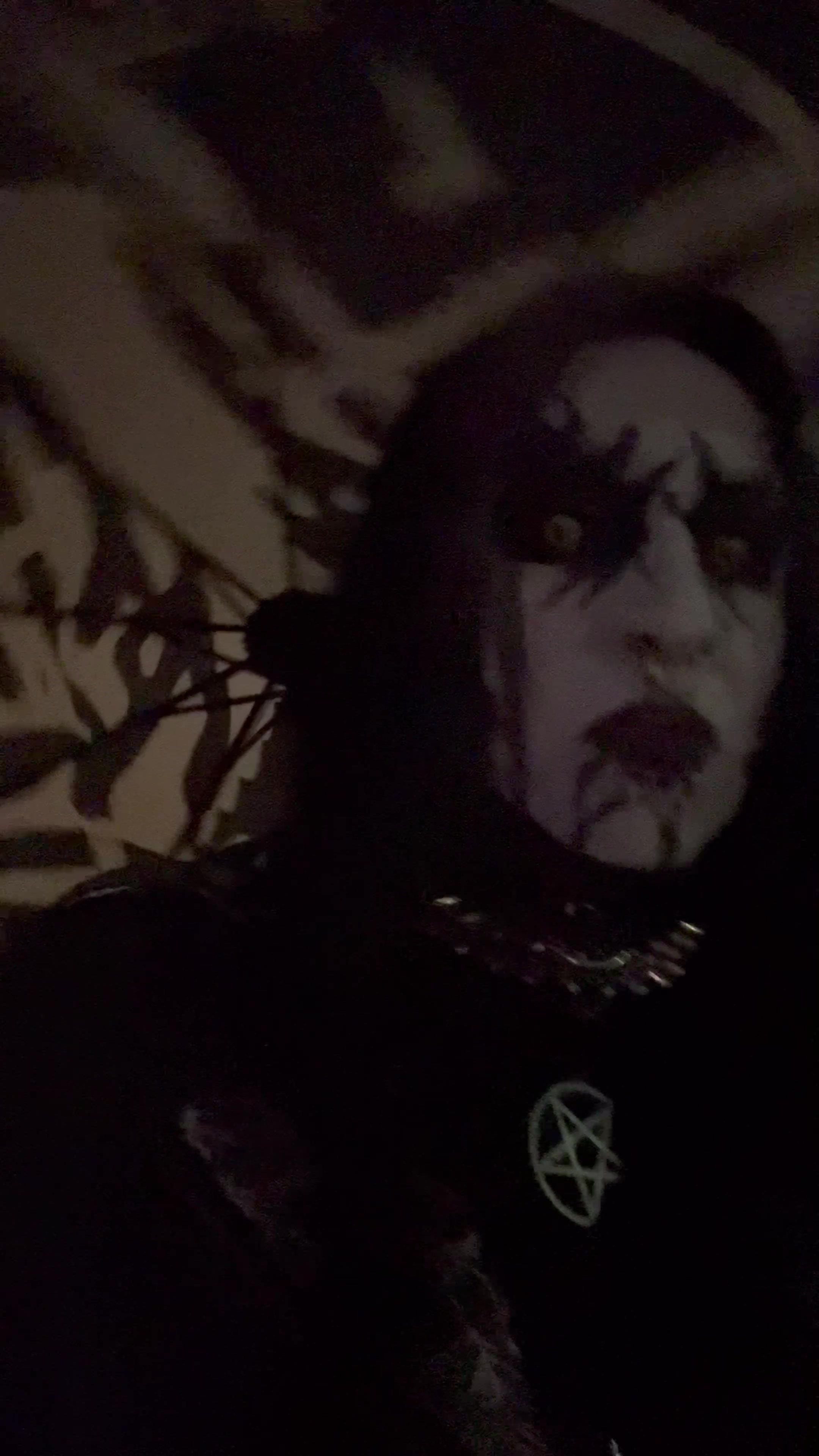 @Draculgrotesque