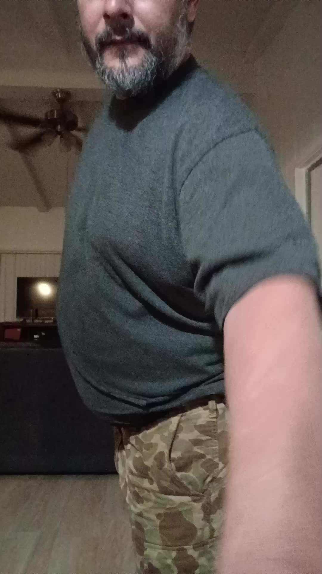 @felizleon0