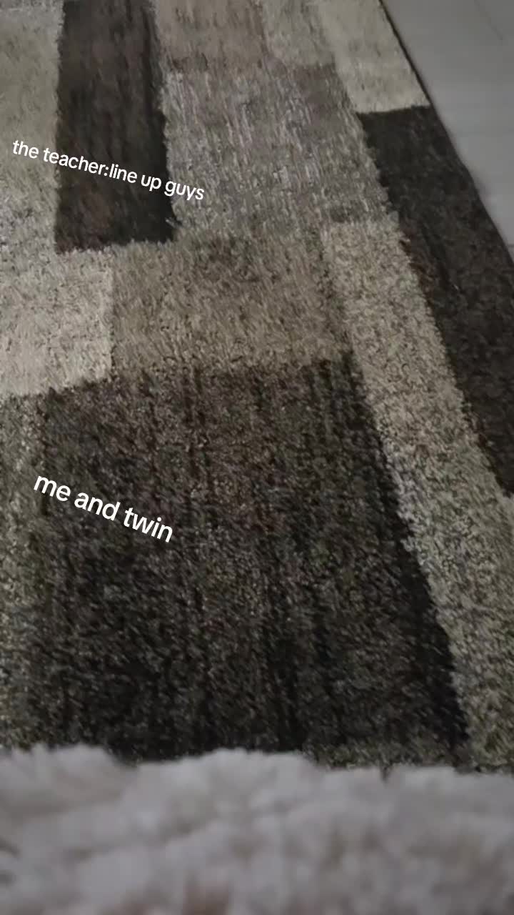 @annaSomeone