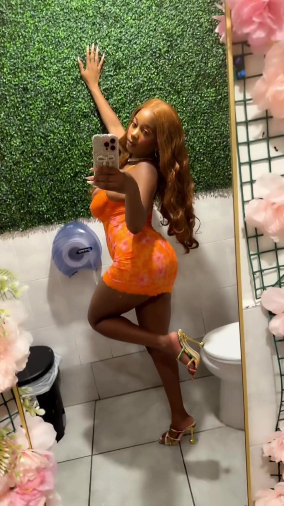 @Juliee