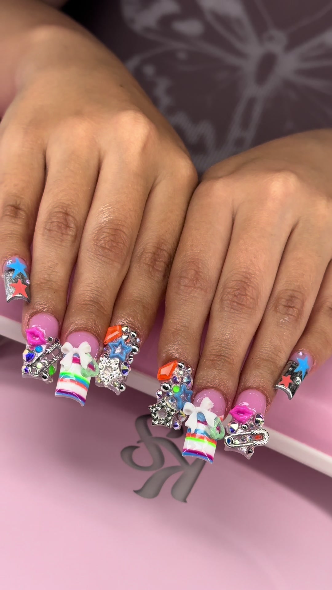 @TheNailR00m
