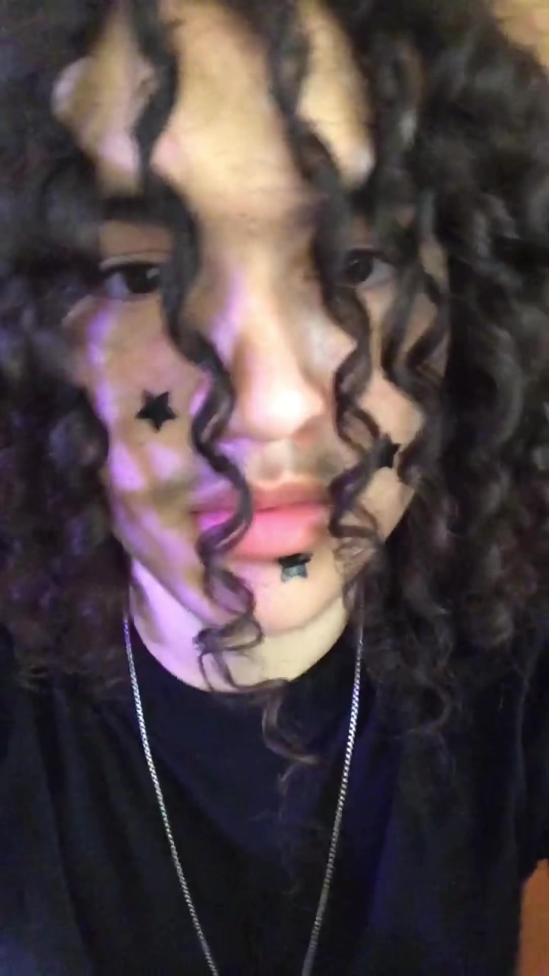 @Thraxr