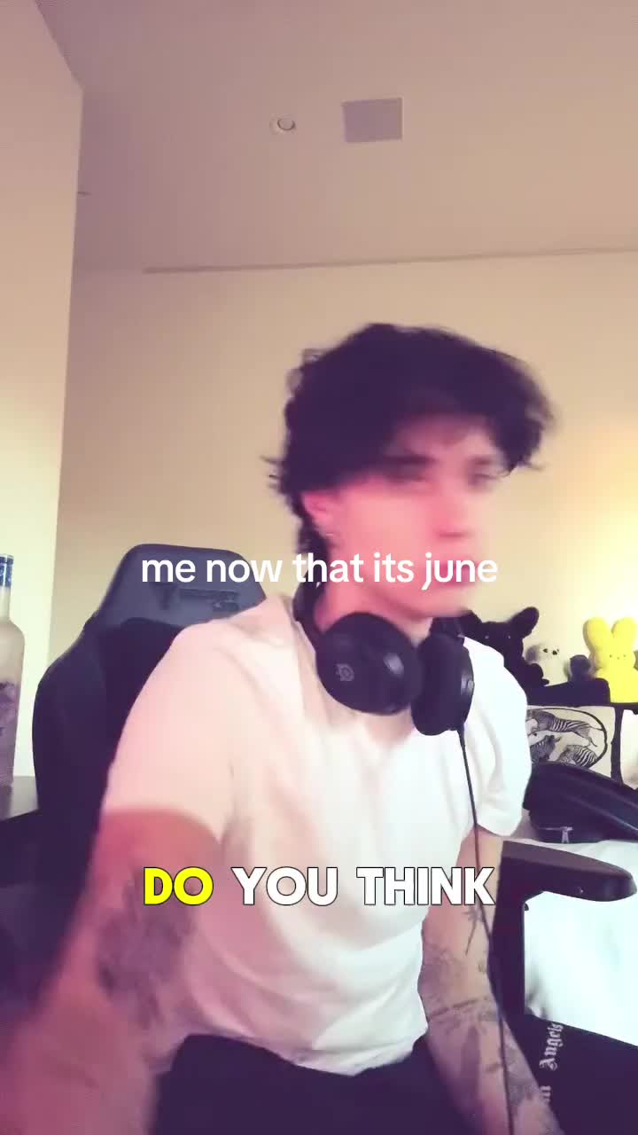 @landonbarkerdaily