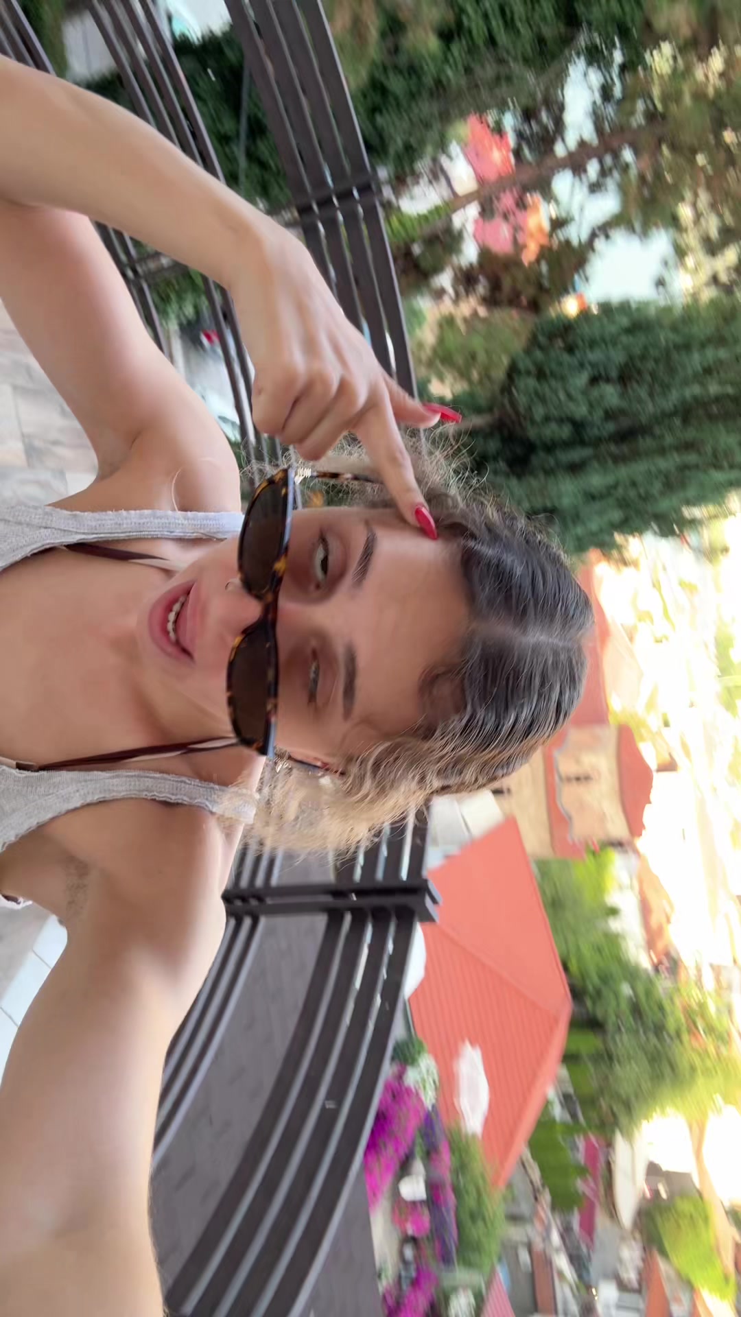 @Noneya