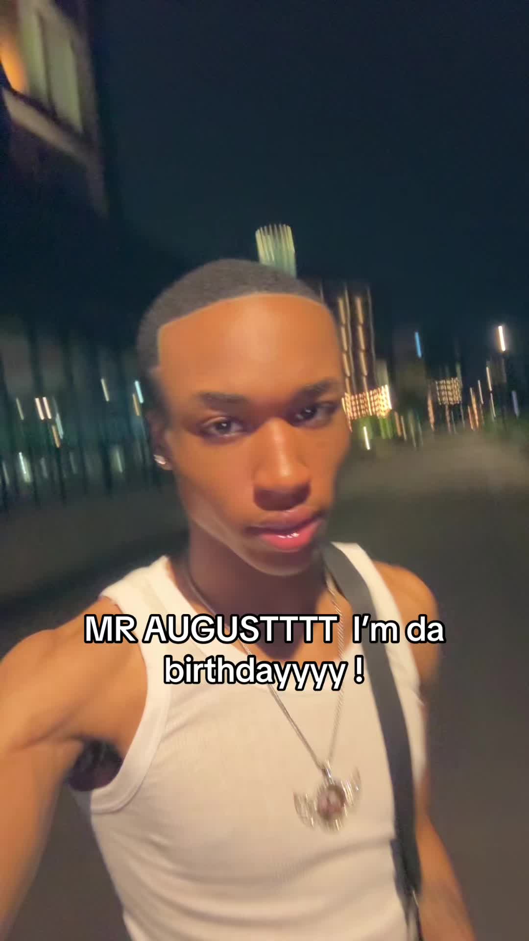 @PrettyBoy🤍 .