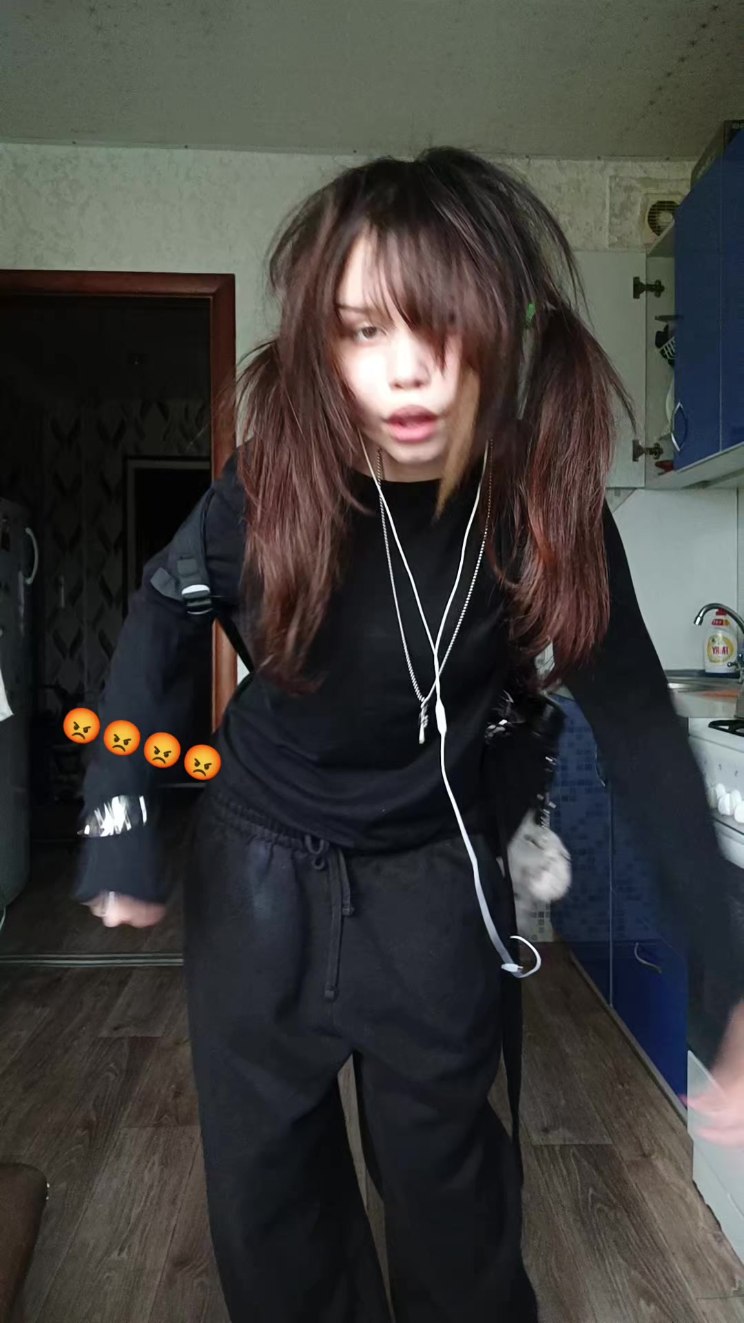 @linokerrrr