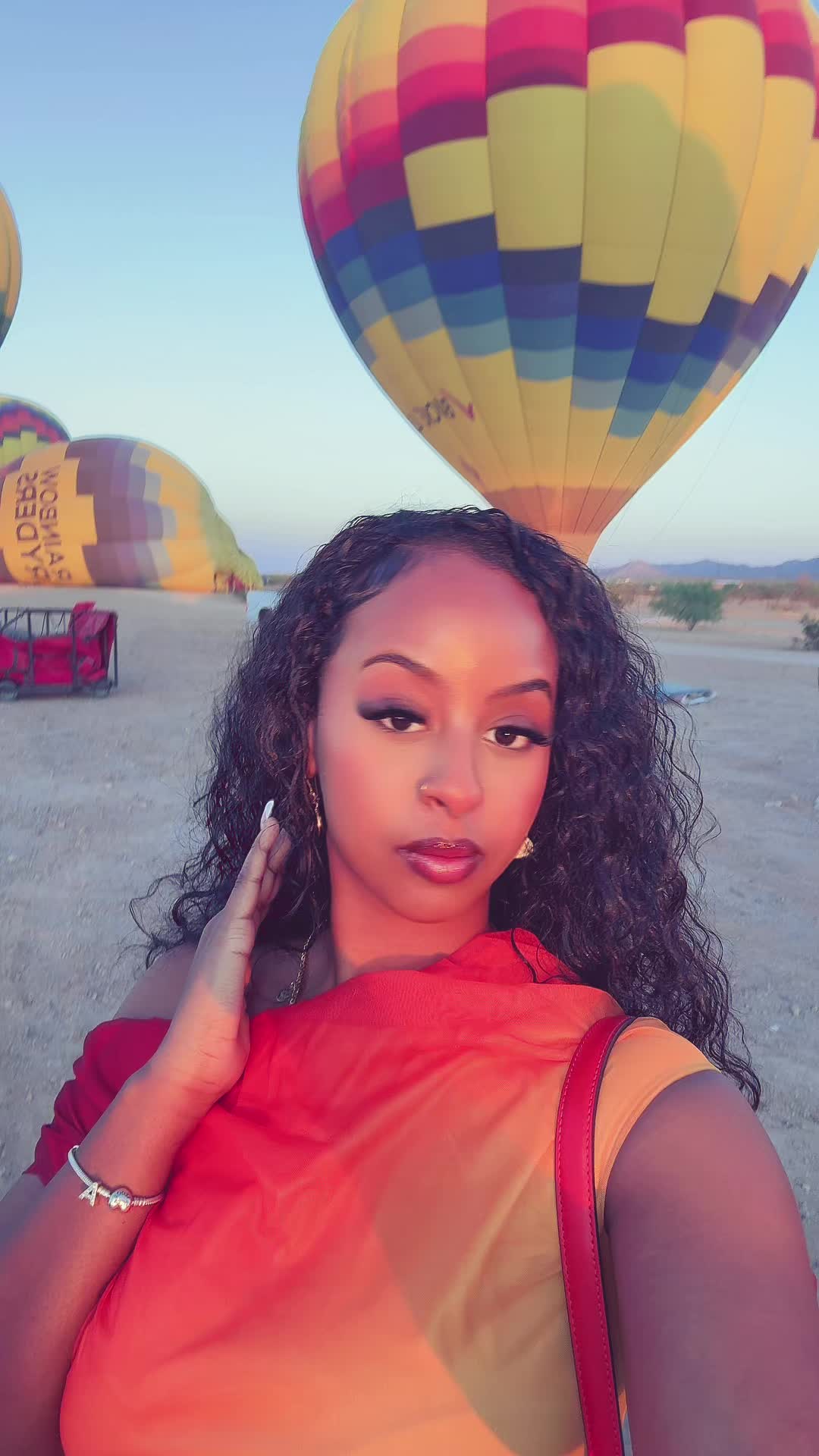 @liyahli