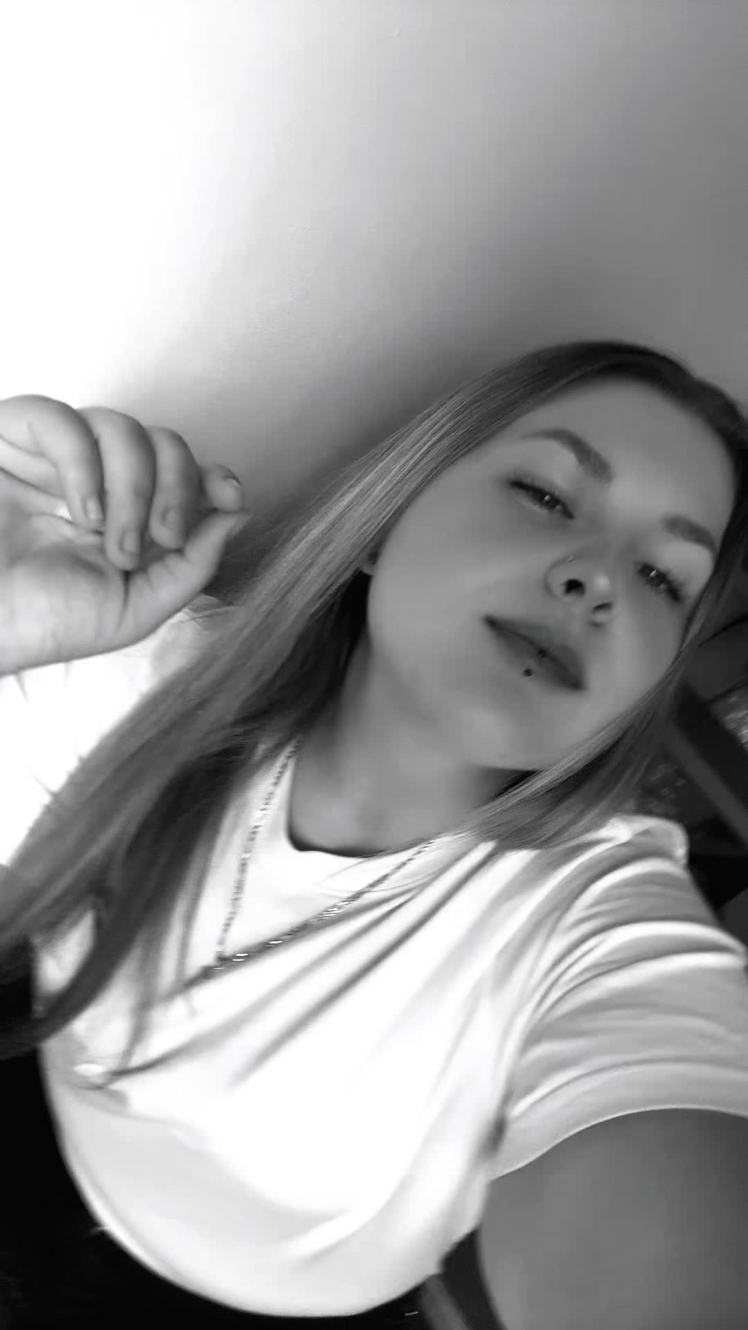@💛Mel🐢