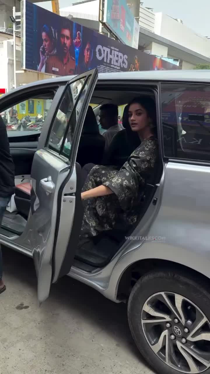 @Queen Bhagyashri
