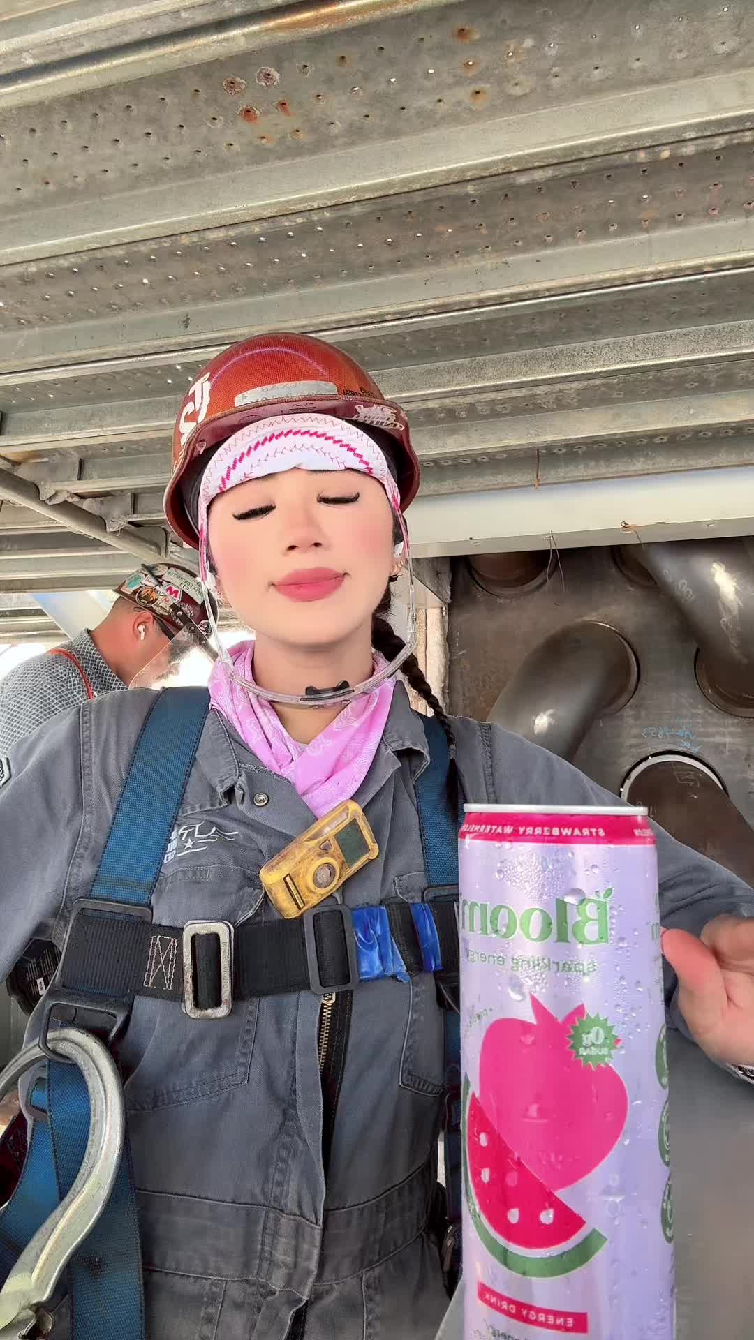 @Linda Paloma