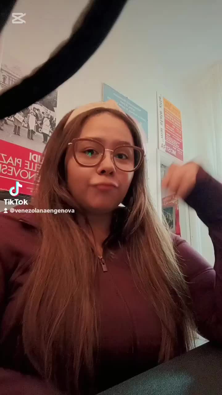 @VenezolanaenGenova