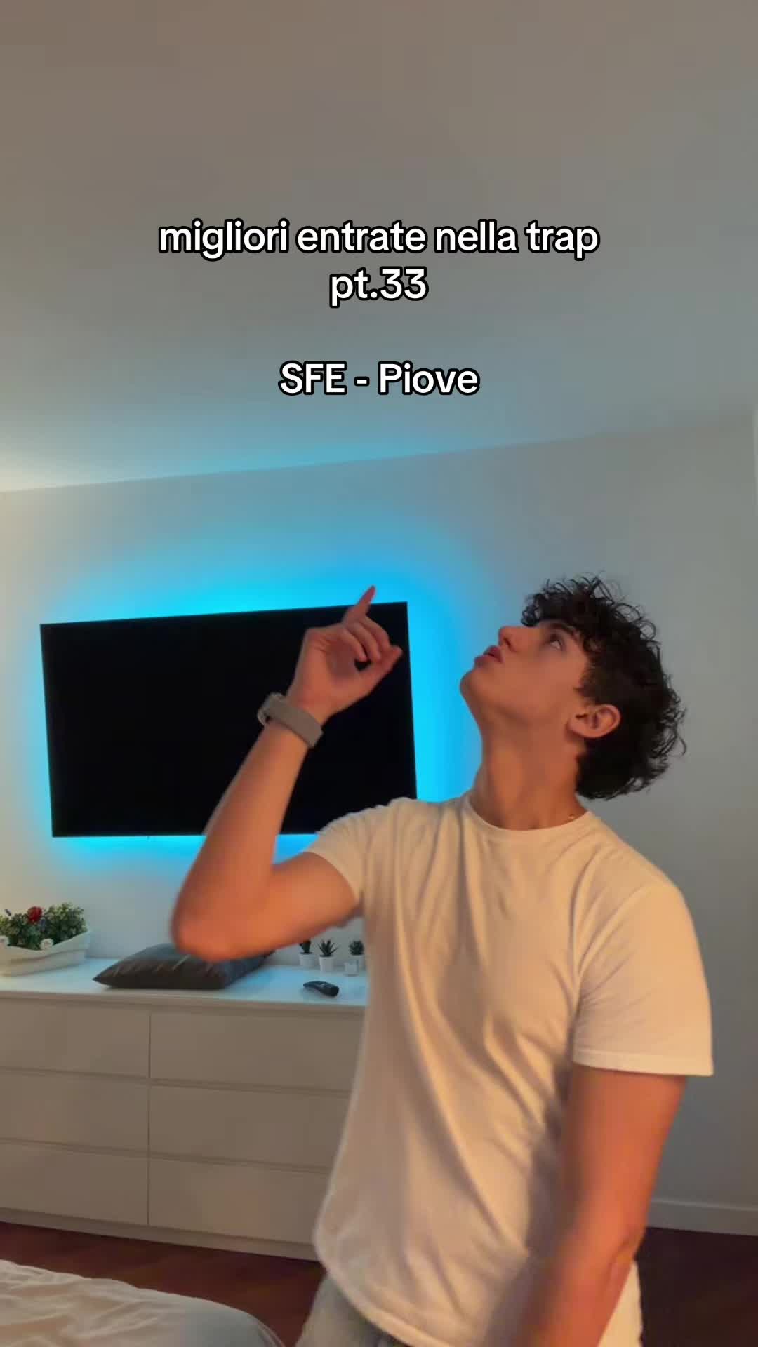 @POL