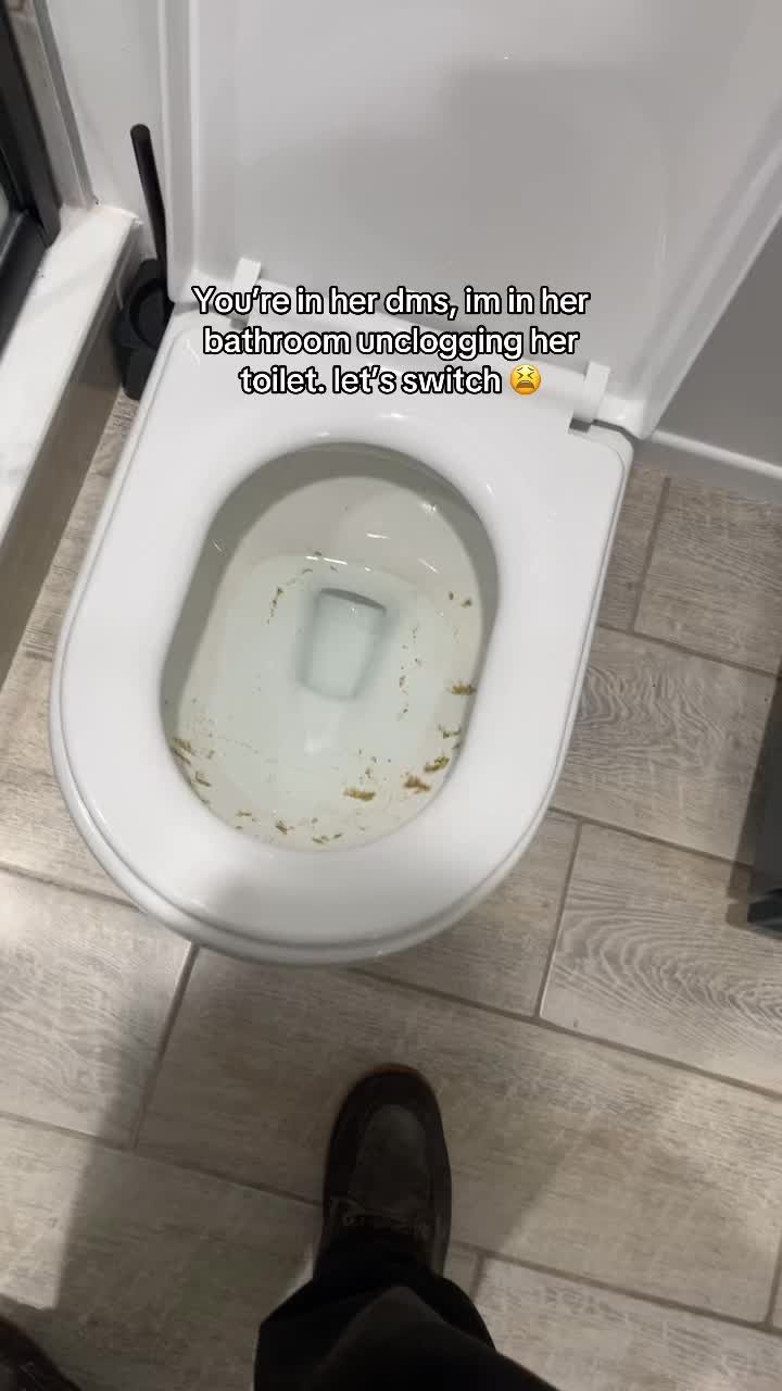 @plumbLA