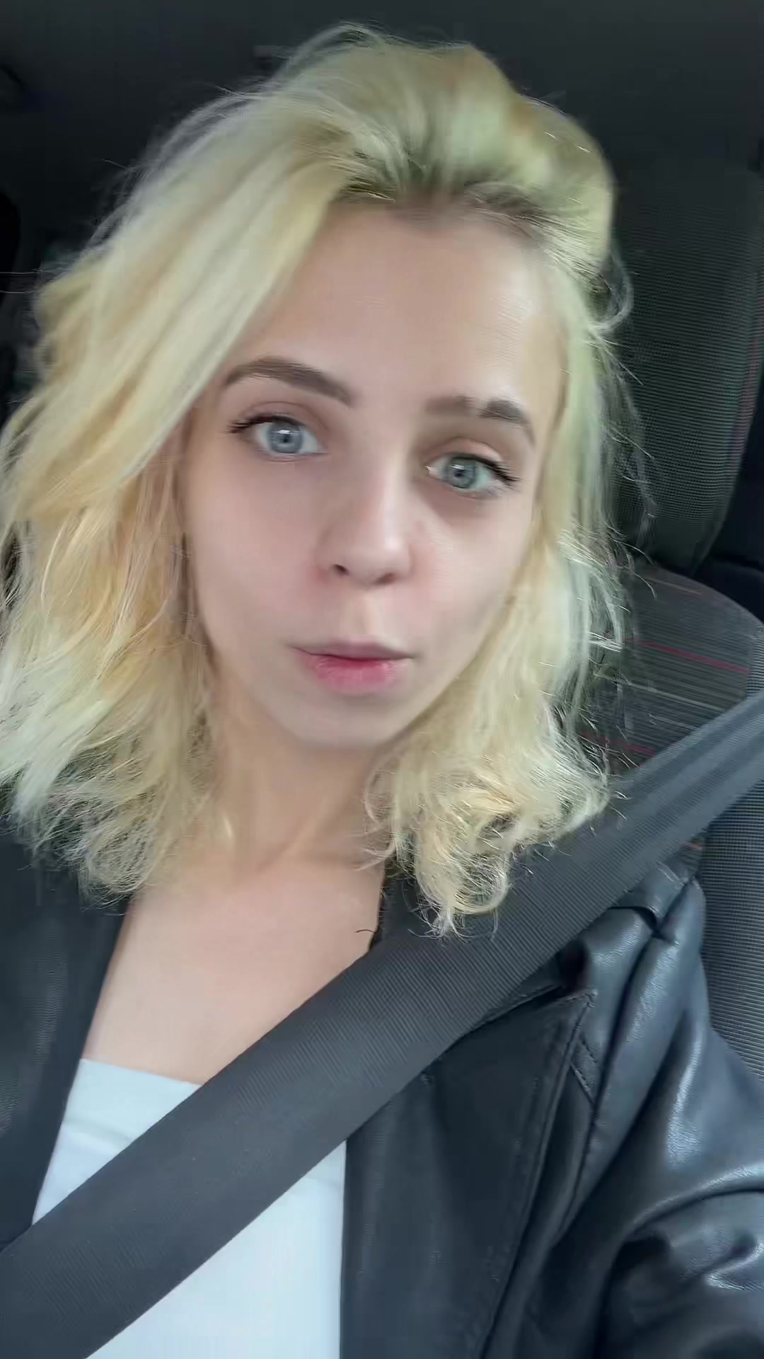 @Little_evil
