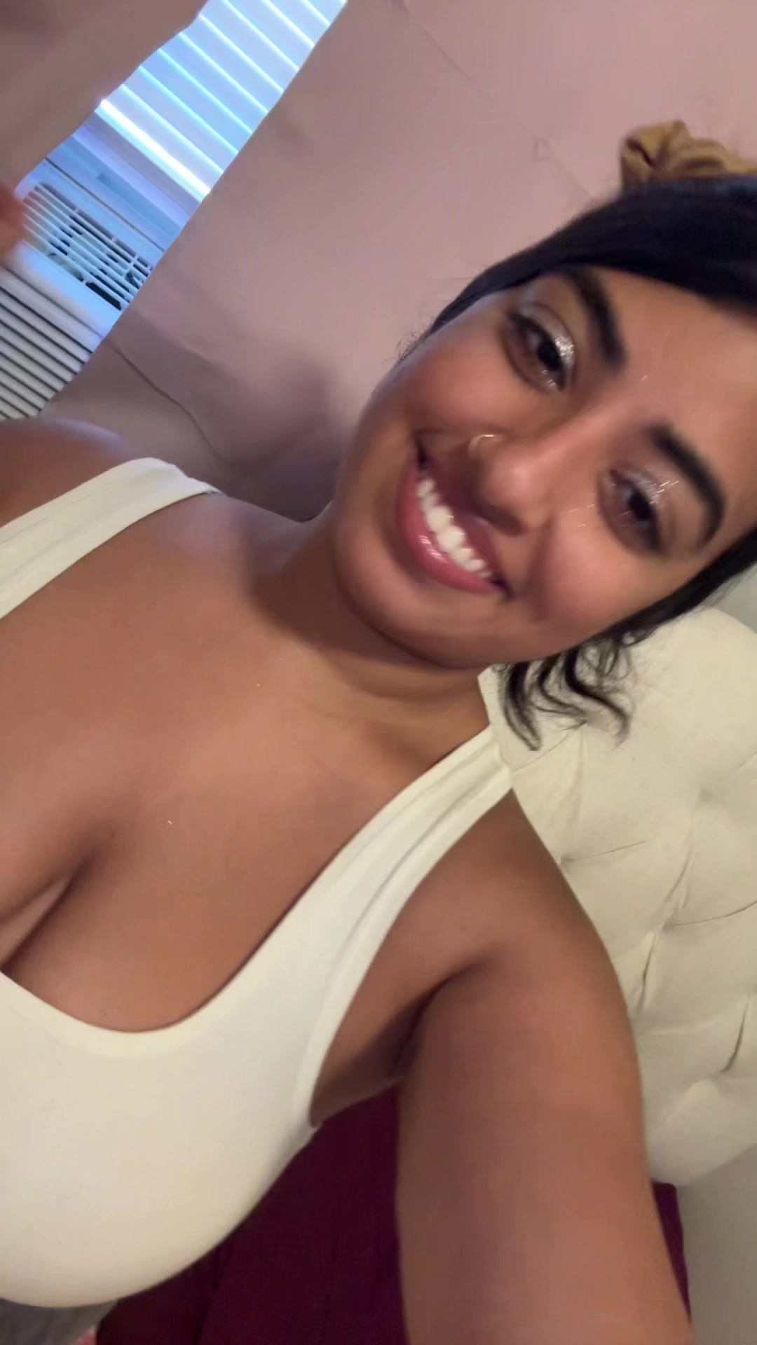 @mooncrumbsss