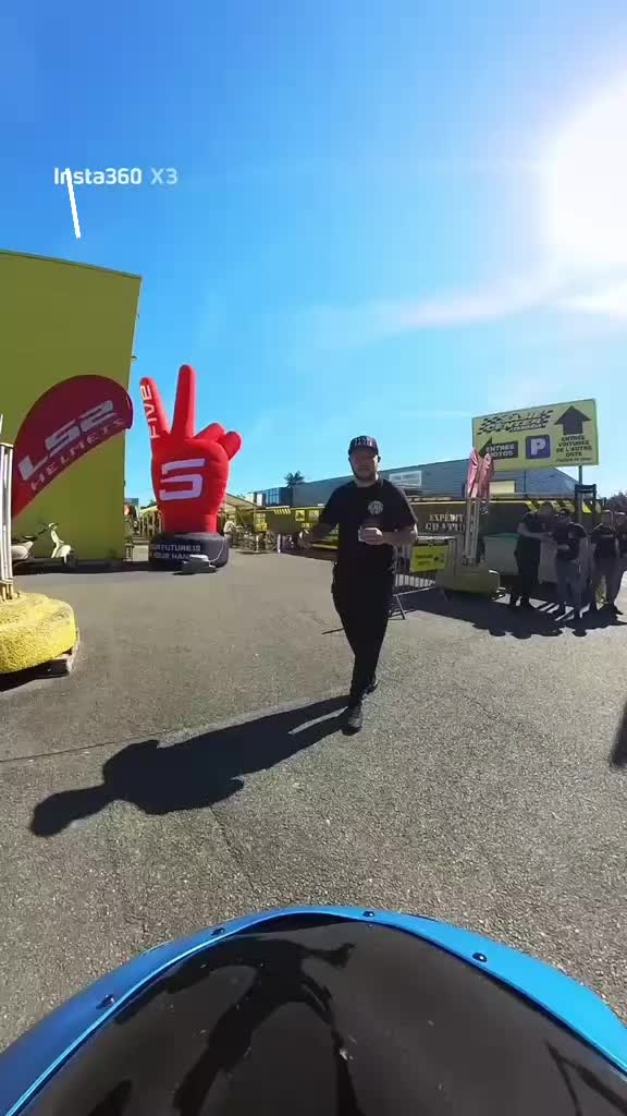 @LE MOTARD DANSANT