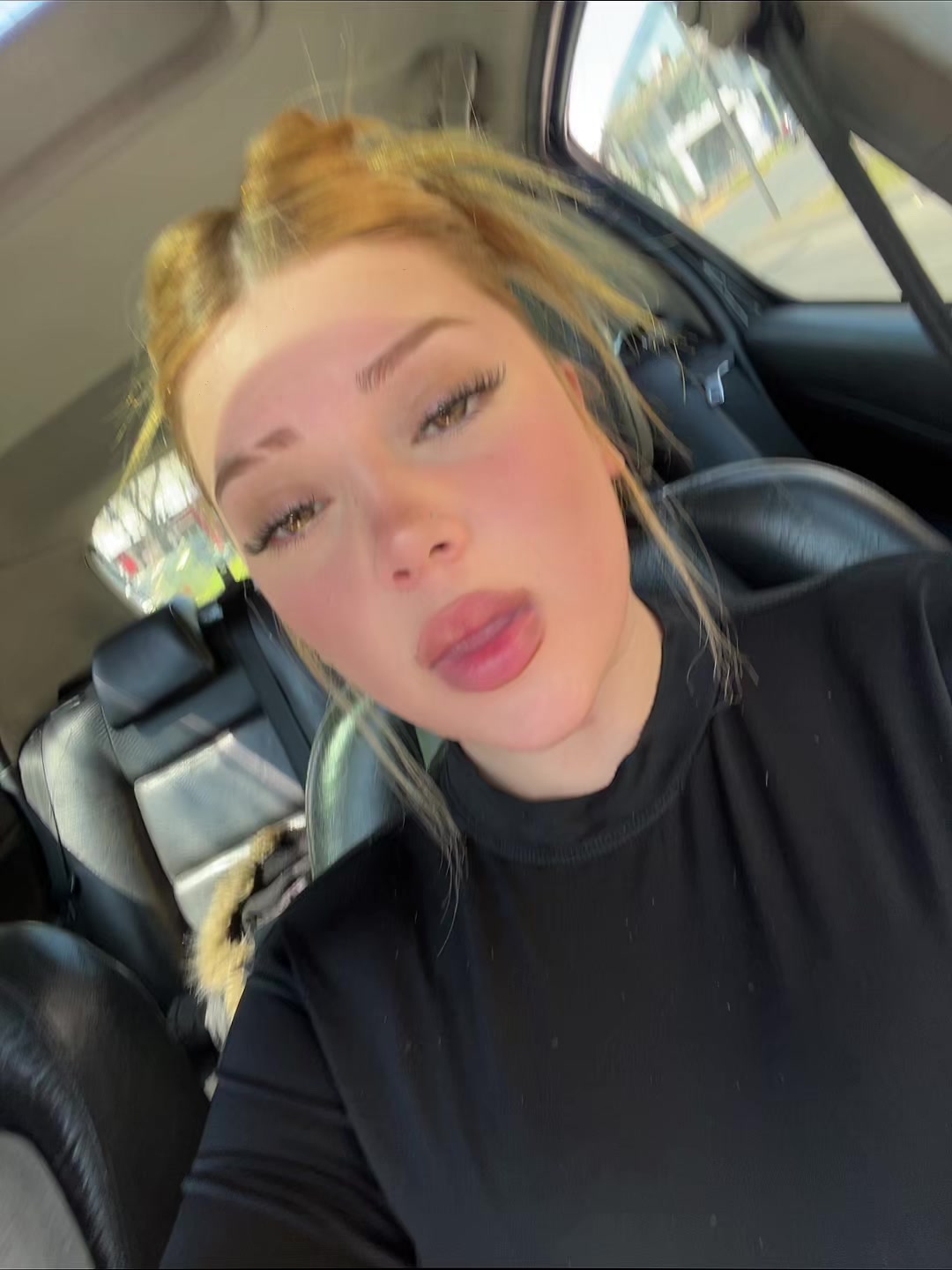@mia 🤍