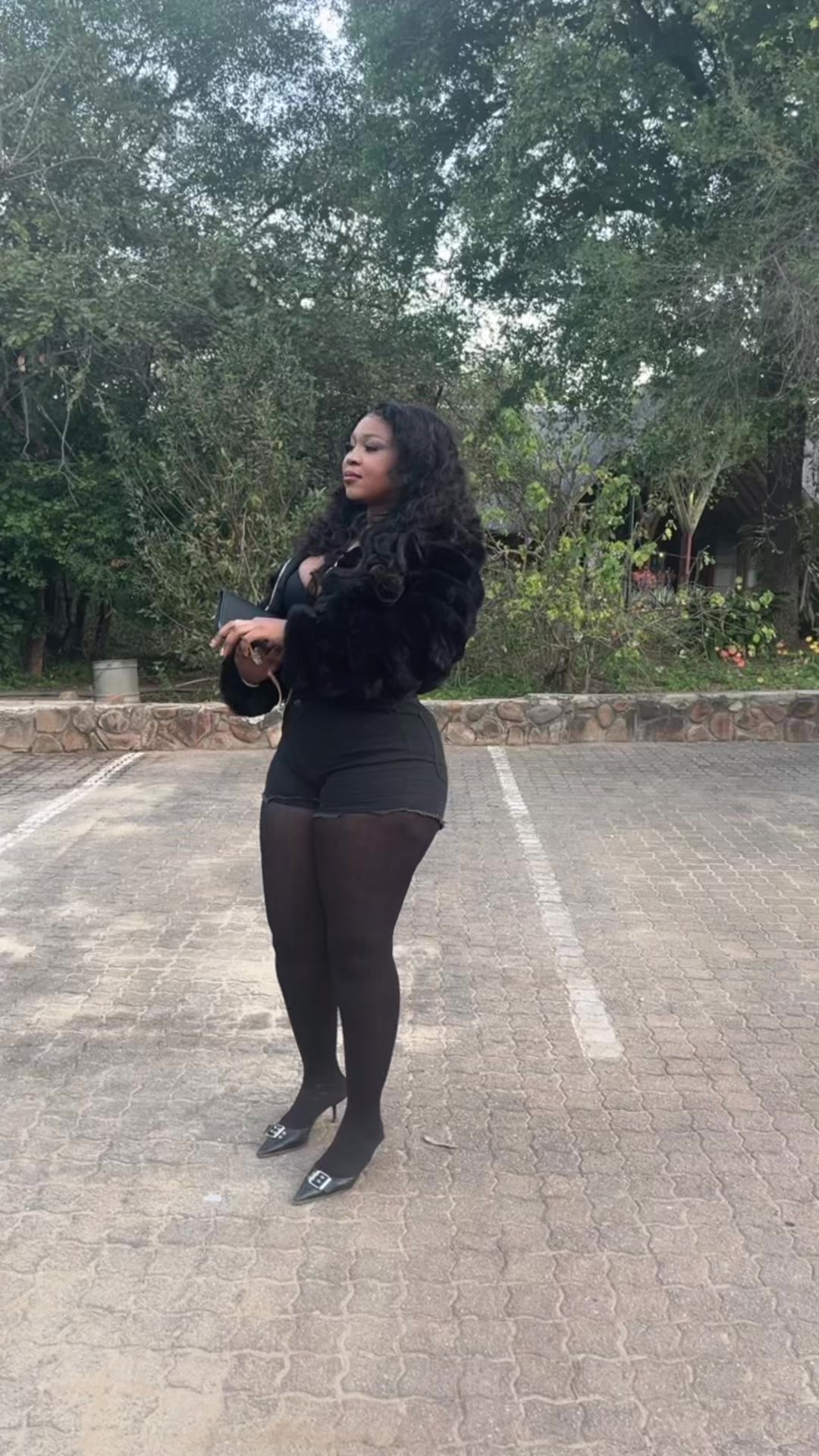 @hopebandi1