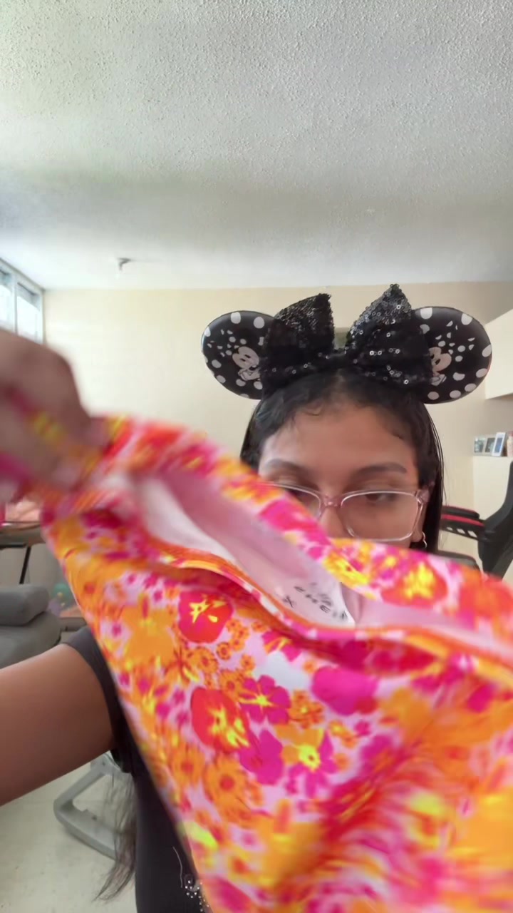 @Velez_Marie