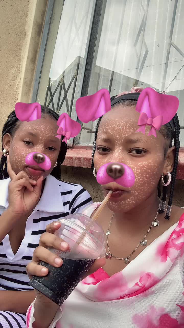 @Unathi