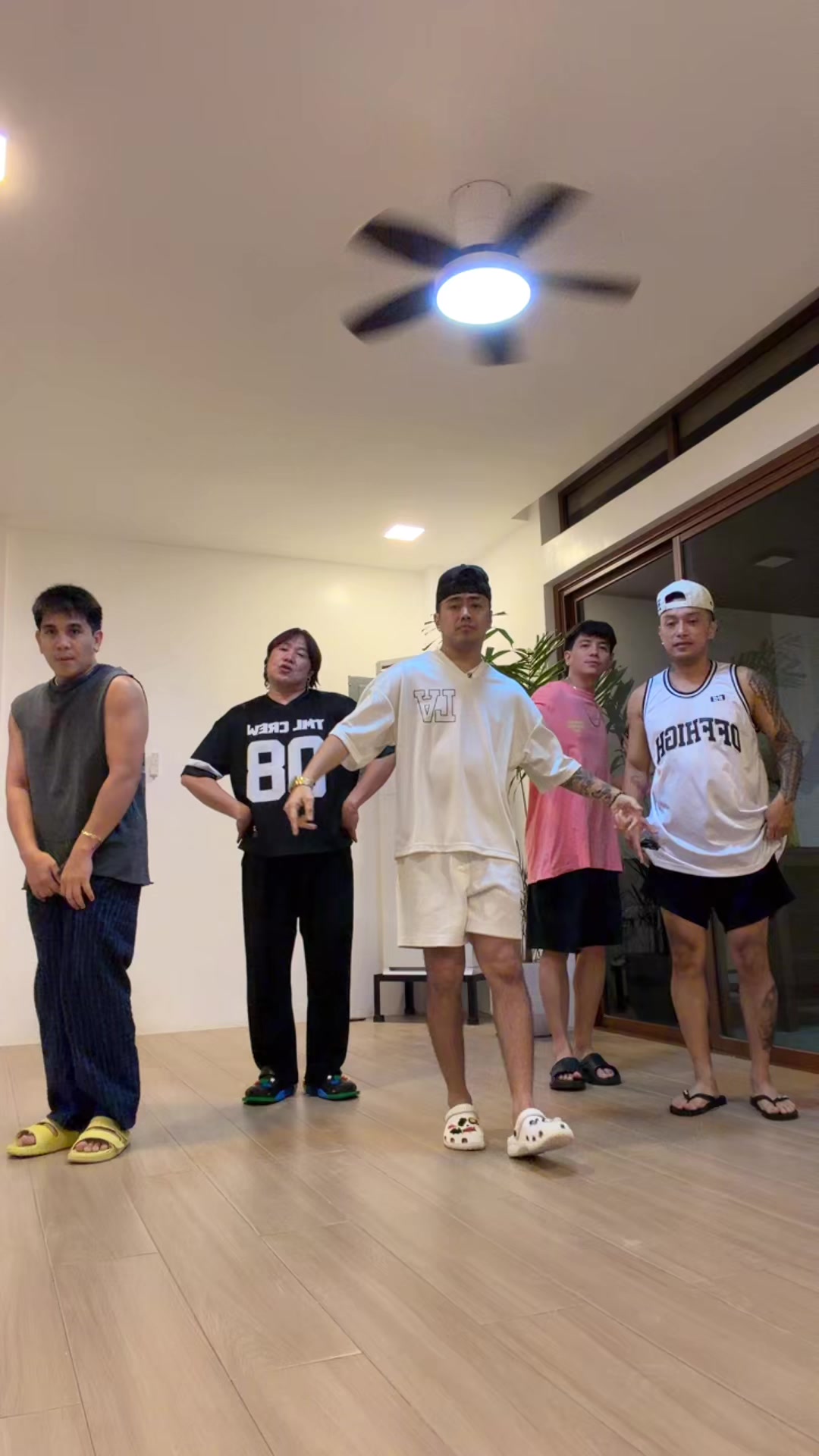 @MJ De Guzman ๐ต๐ญ๐ฉ๐ช