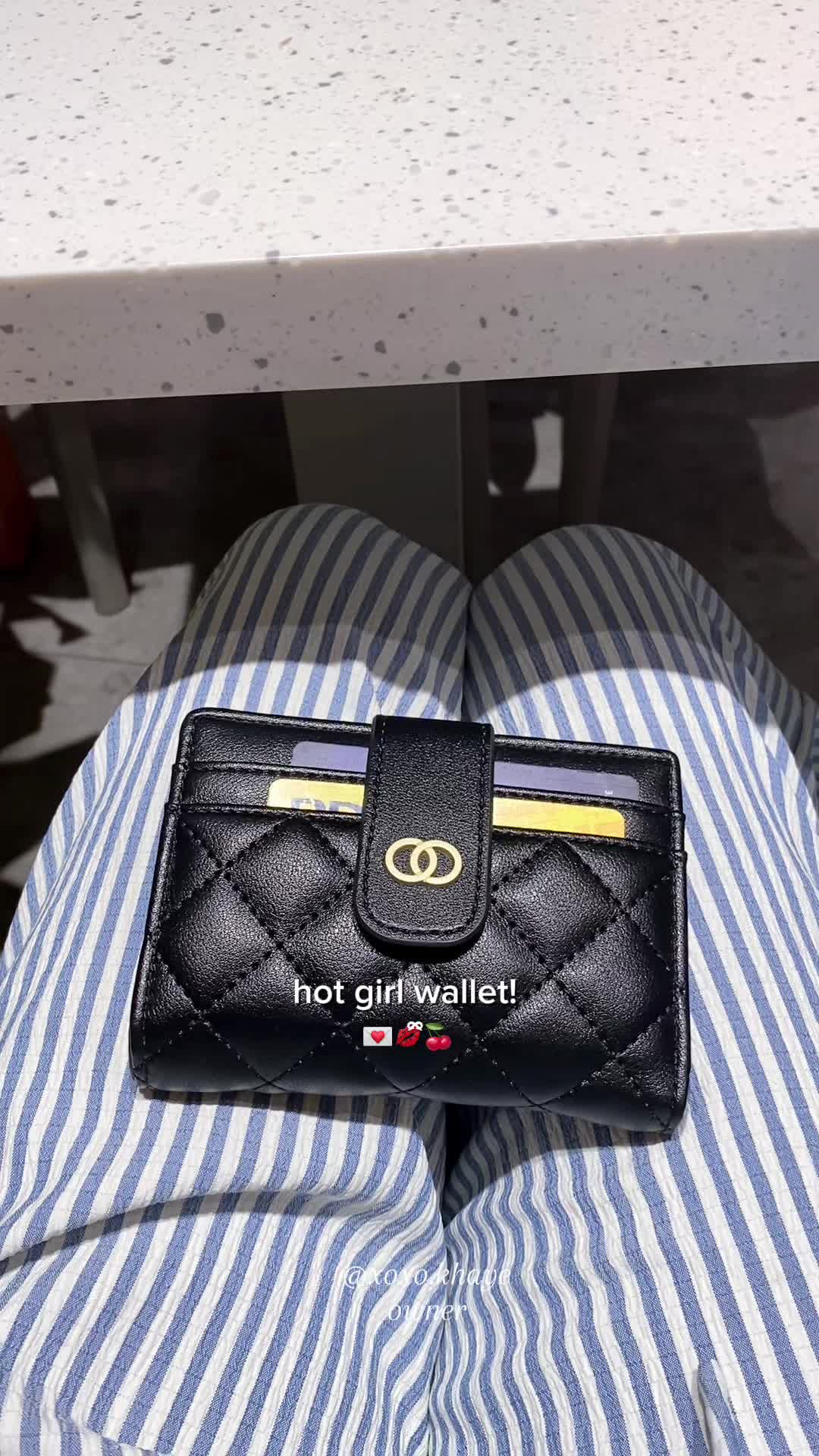 @Khayeᥫ᭡.
