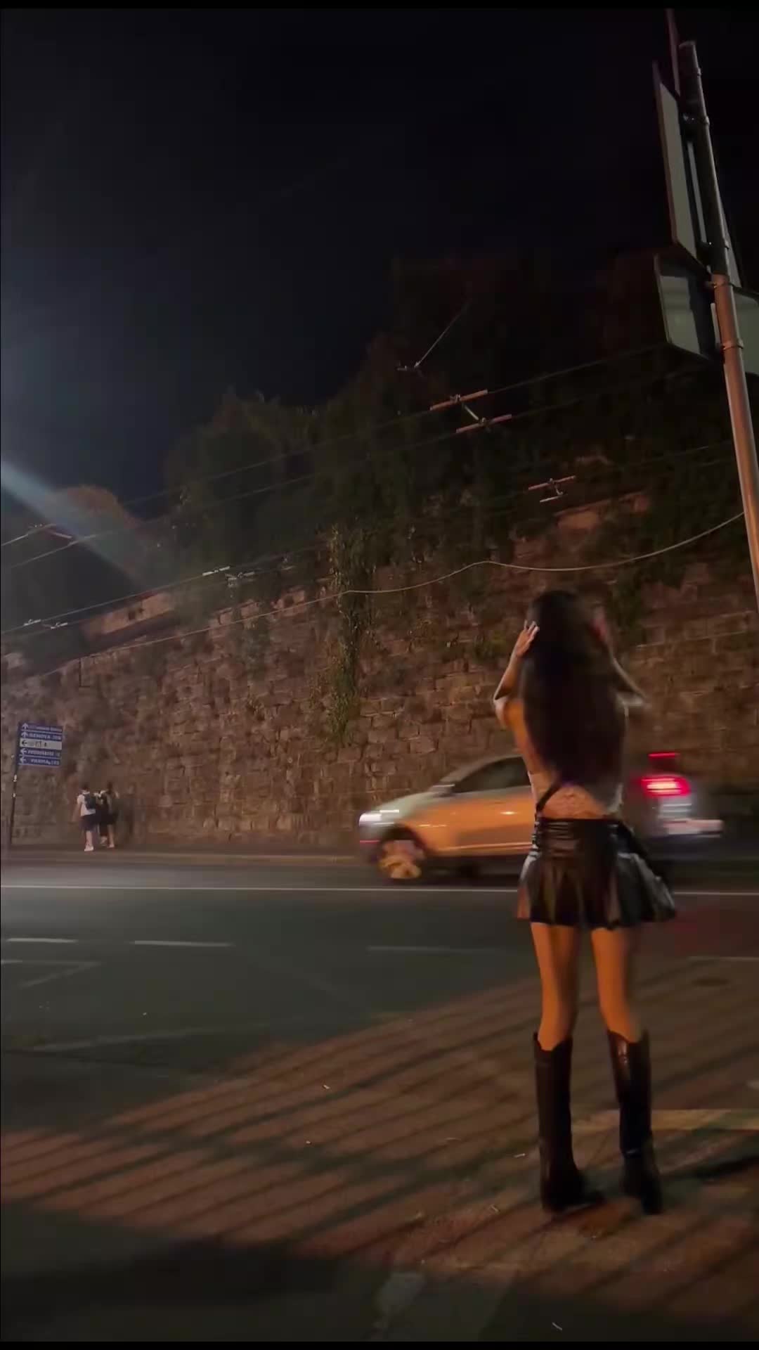 @Nina