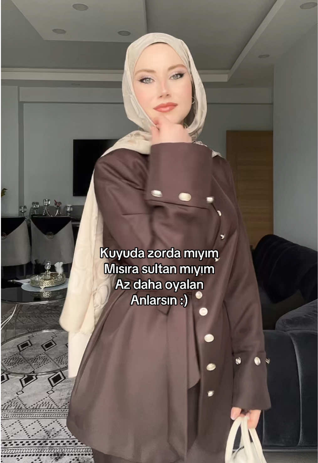 @𝓐𝓵𝓮𝔂𝓷𝓪🎀