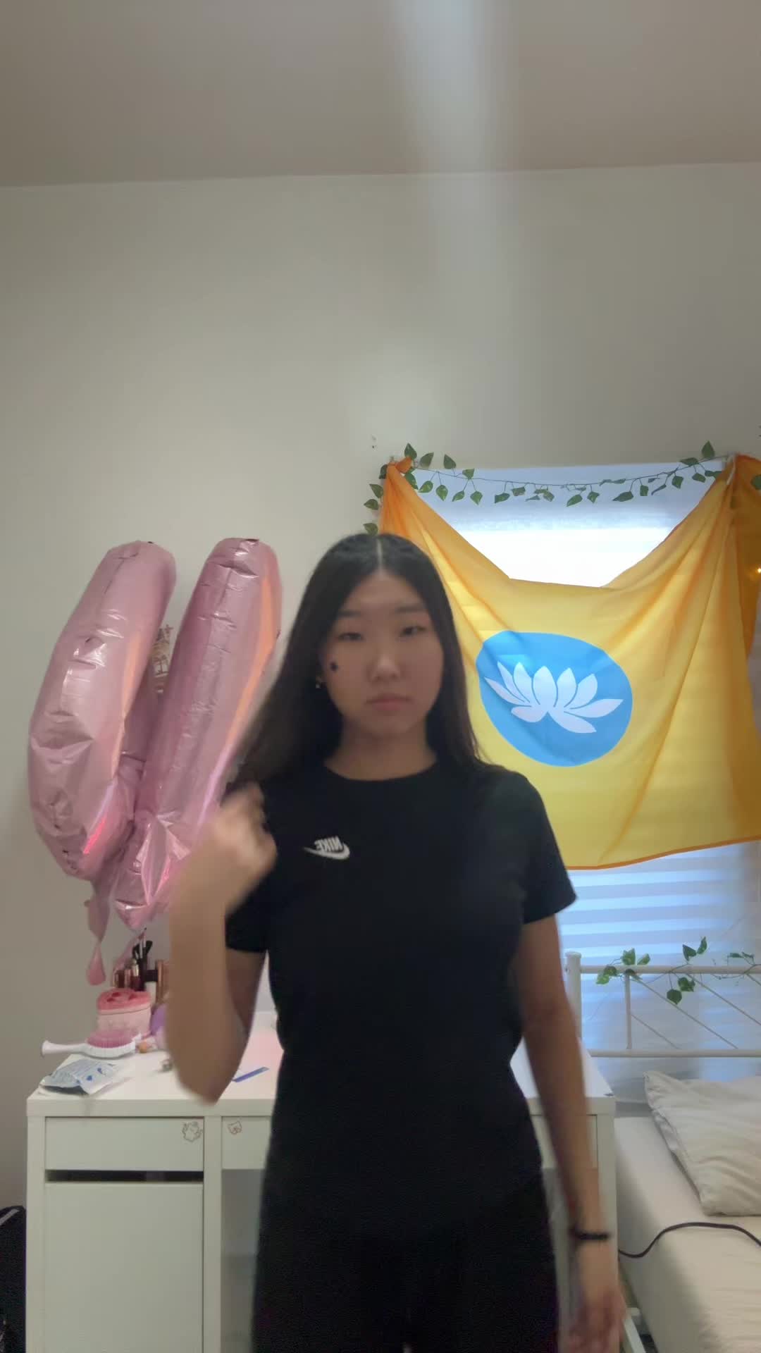 @𝓁𝓊𝓃𝒶𝓇𝑜𝓋𝒶🦅