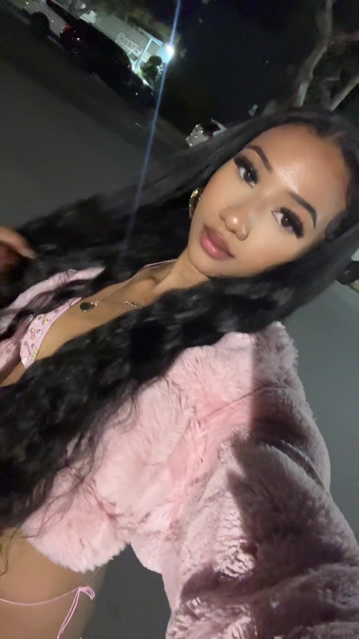 @Aniya Marie 🌈