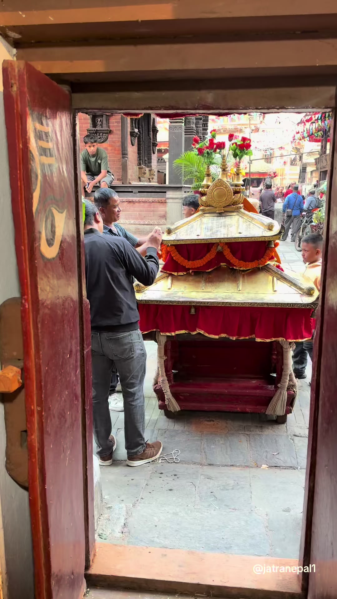 @जात्रा