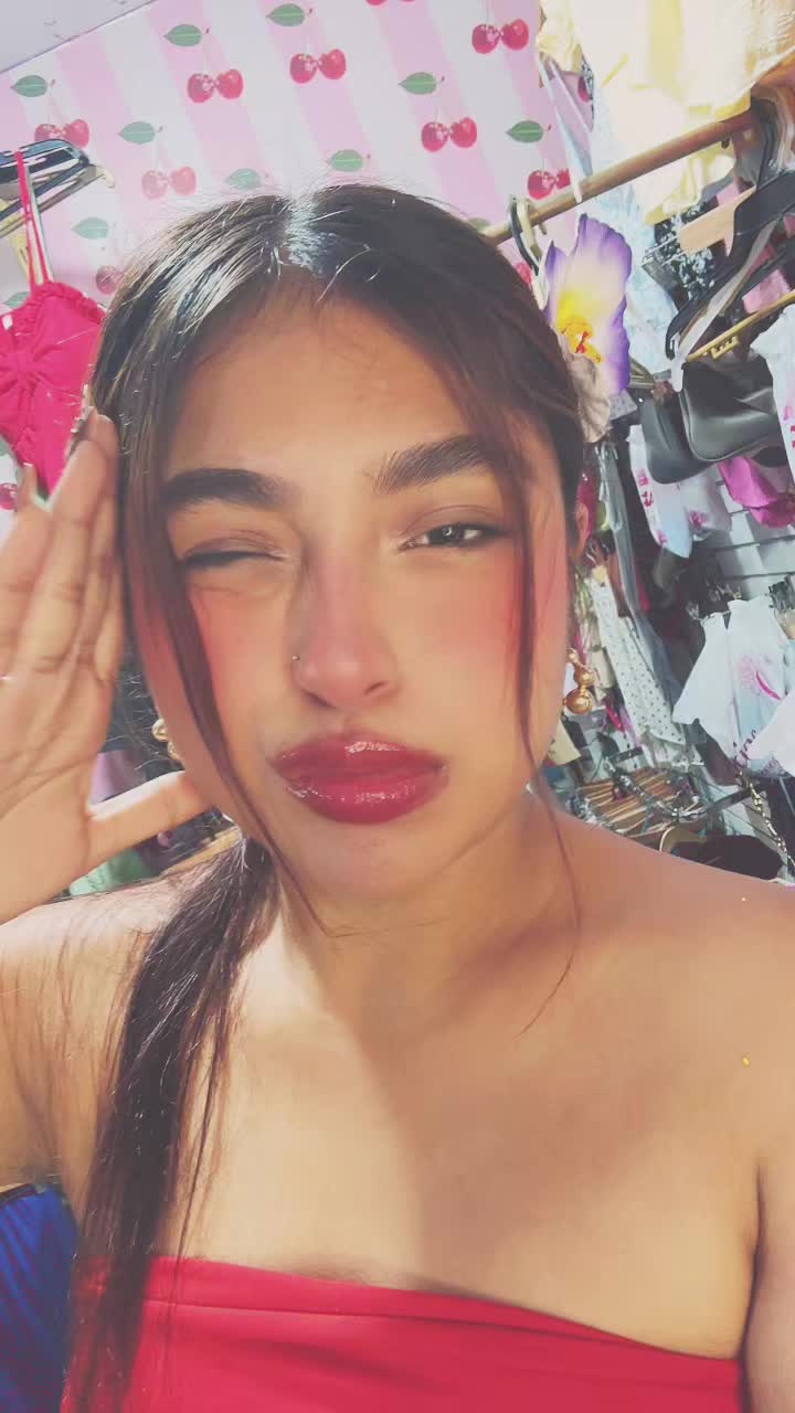 @Lara