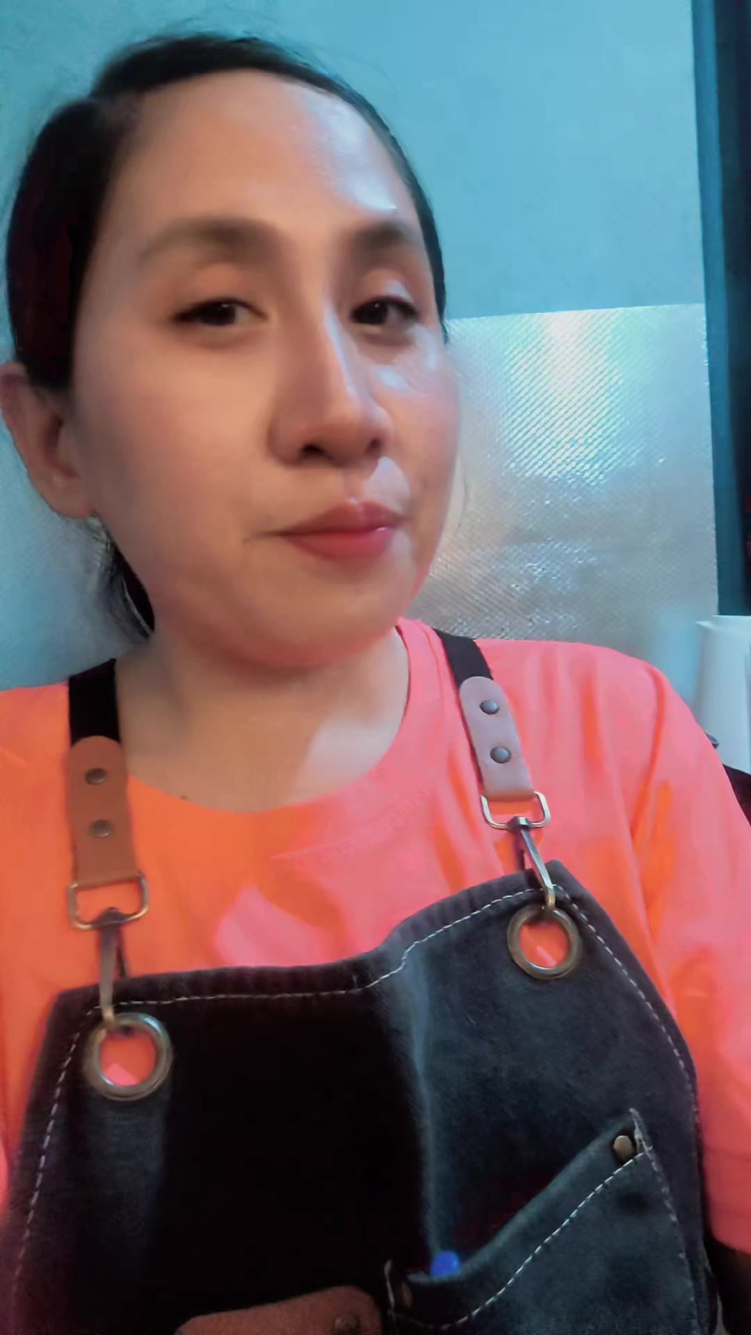 @direkmona17
