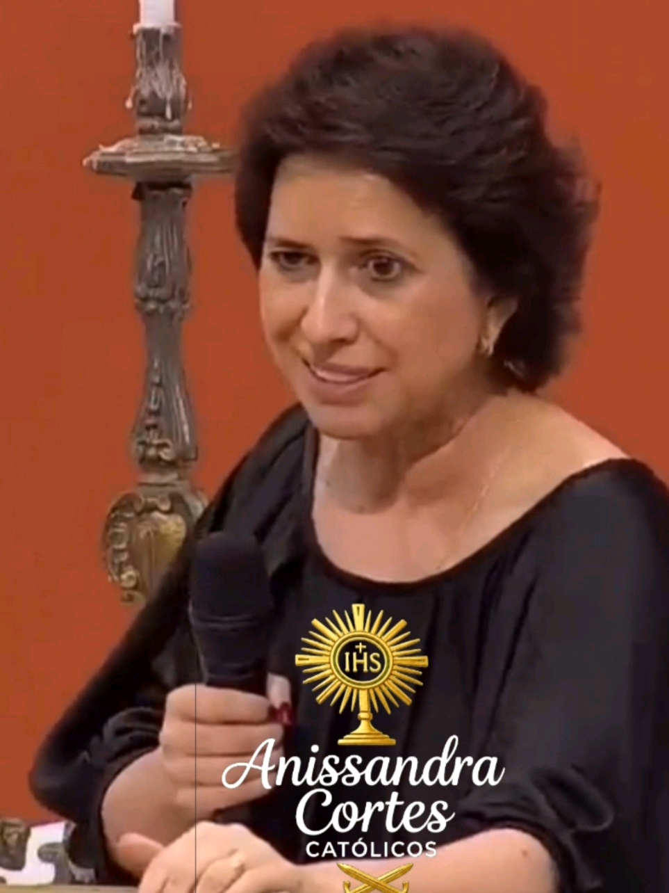 @Anissandra cortes católicos