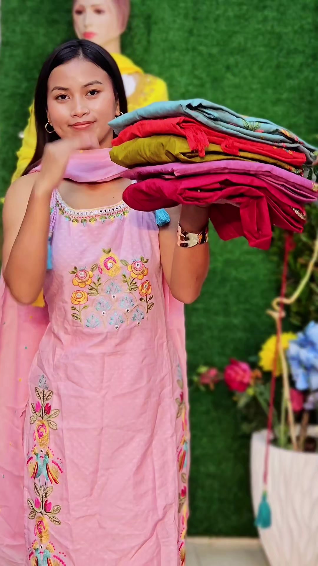 @Rekha Fashion