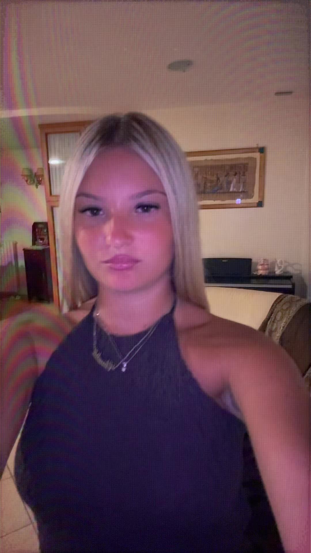 @claudia