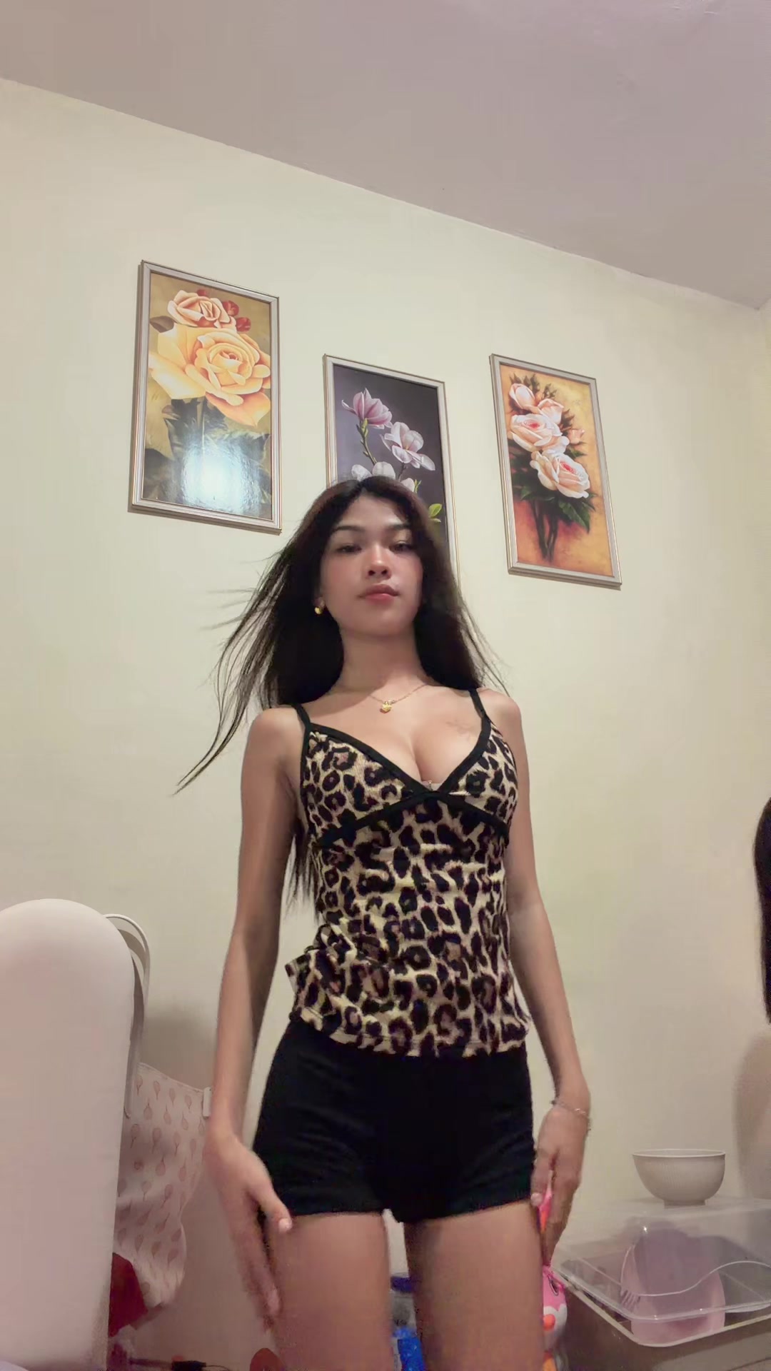 @Jelaxxx L🇵🇭