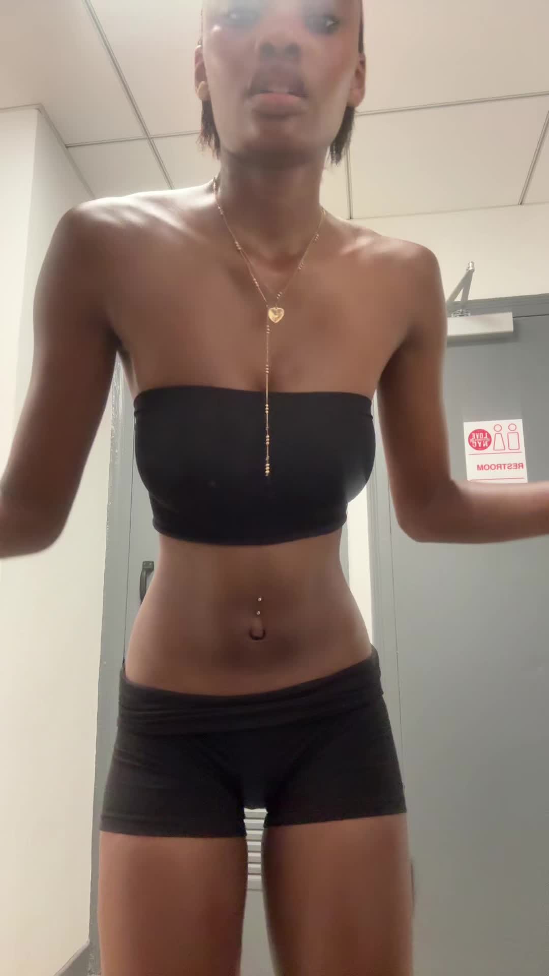 @prettypony666
