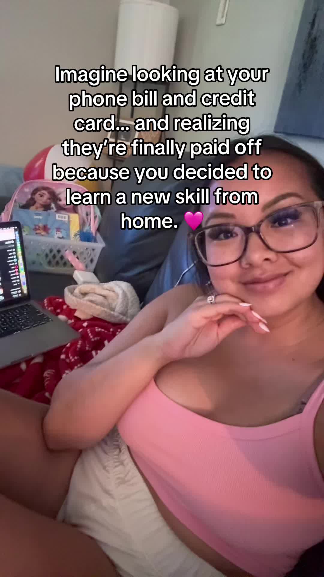 @Lily // Girl SAHM🤍