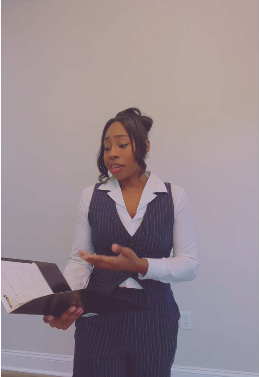 @Travia Lawton - Realtor